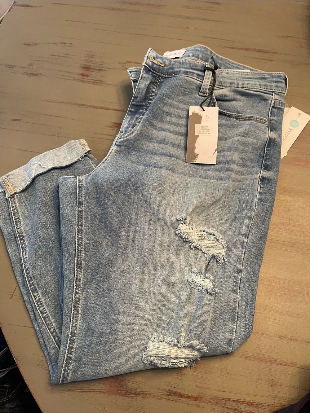 Studio Blue Josie Mid Rise Capri Skinny Jean women’s 16W - Brand new with Tags!